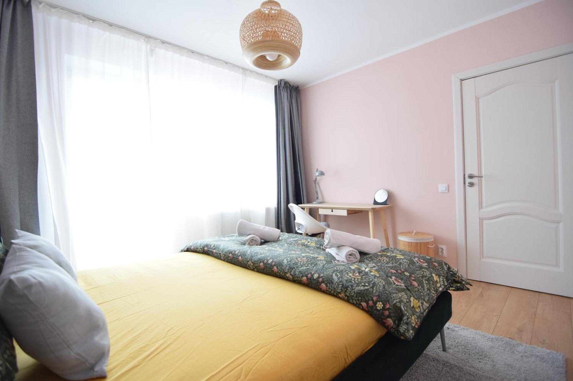 Stylish Apartment With Video Projector Bucureşti Exterior foto