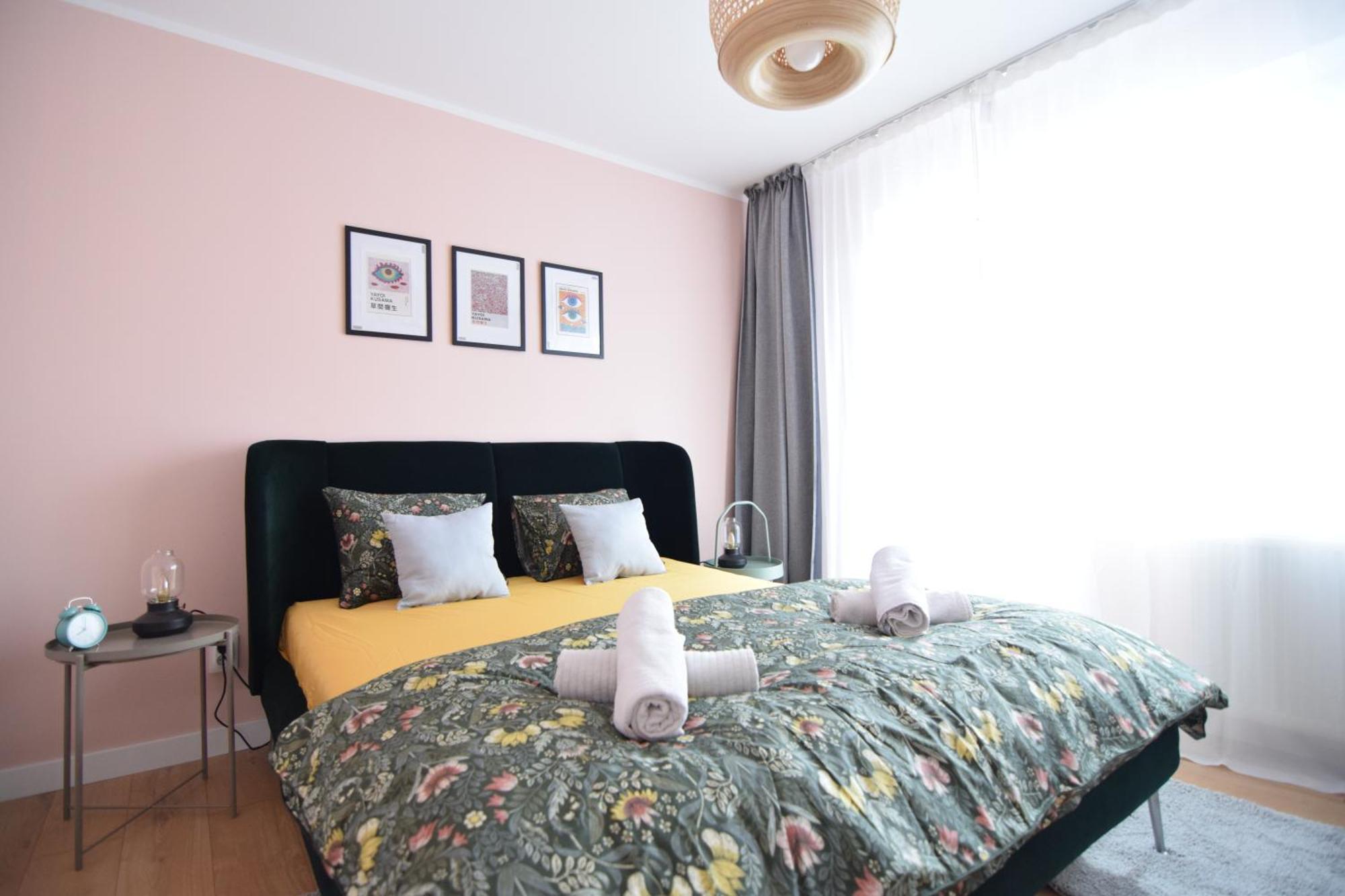 Stylish Apartment With Video Projector Bucureşti Exterior foto